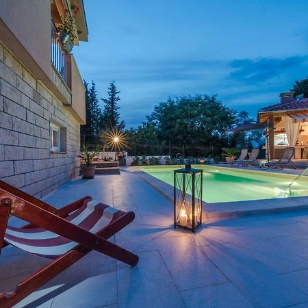 Apartments Jelavic Sutomiscica Екстериор снимка