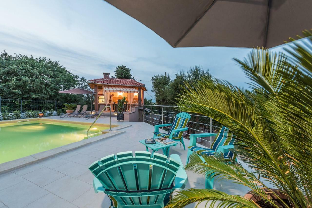 Apartments Jelavic Sutomiscica Екстериор снимка