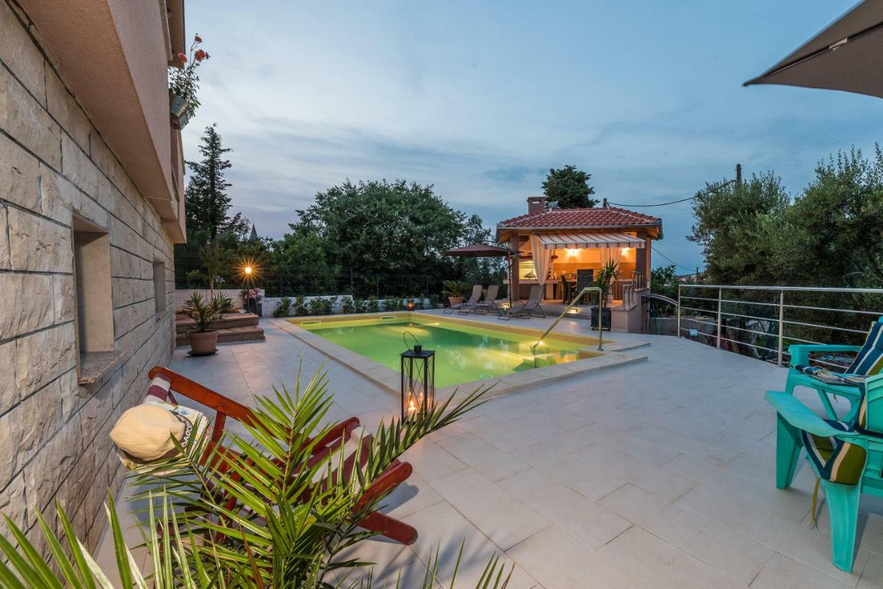 Apartments Jelavic Sutomiscica Екстериор снимка